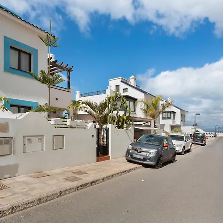 La Casa Del Volcano Pool Villa *