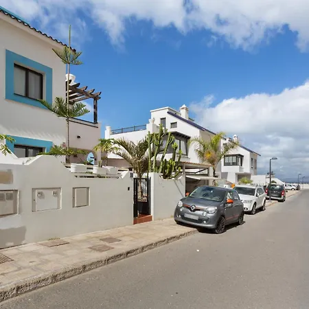 La Casa Del Volcano Pool * Corralejo