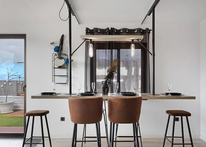 La Casa Del Volcano Pool